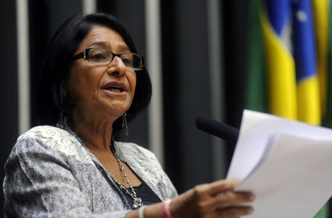 Janete deixa Brasília, mas deve continuar na vida pública