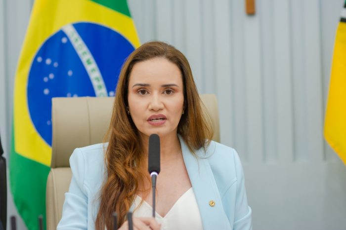 Alliny Serrão é reeleita presidente da Assembleia Legislativa do Amapá
